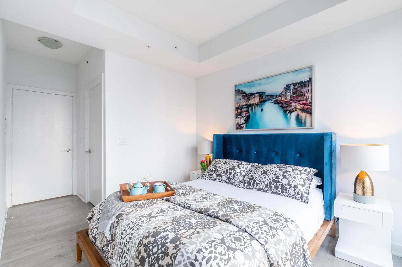 Luxury 2 Bedroom In The Heart Of Entertainment District W/ Cn Tower View Toronto Exteriör bild
