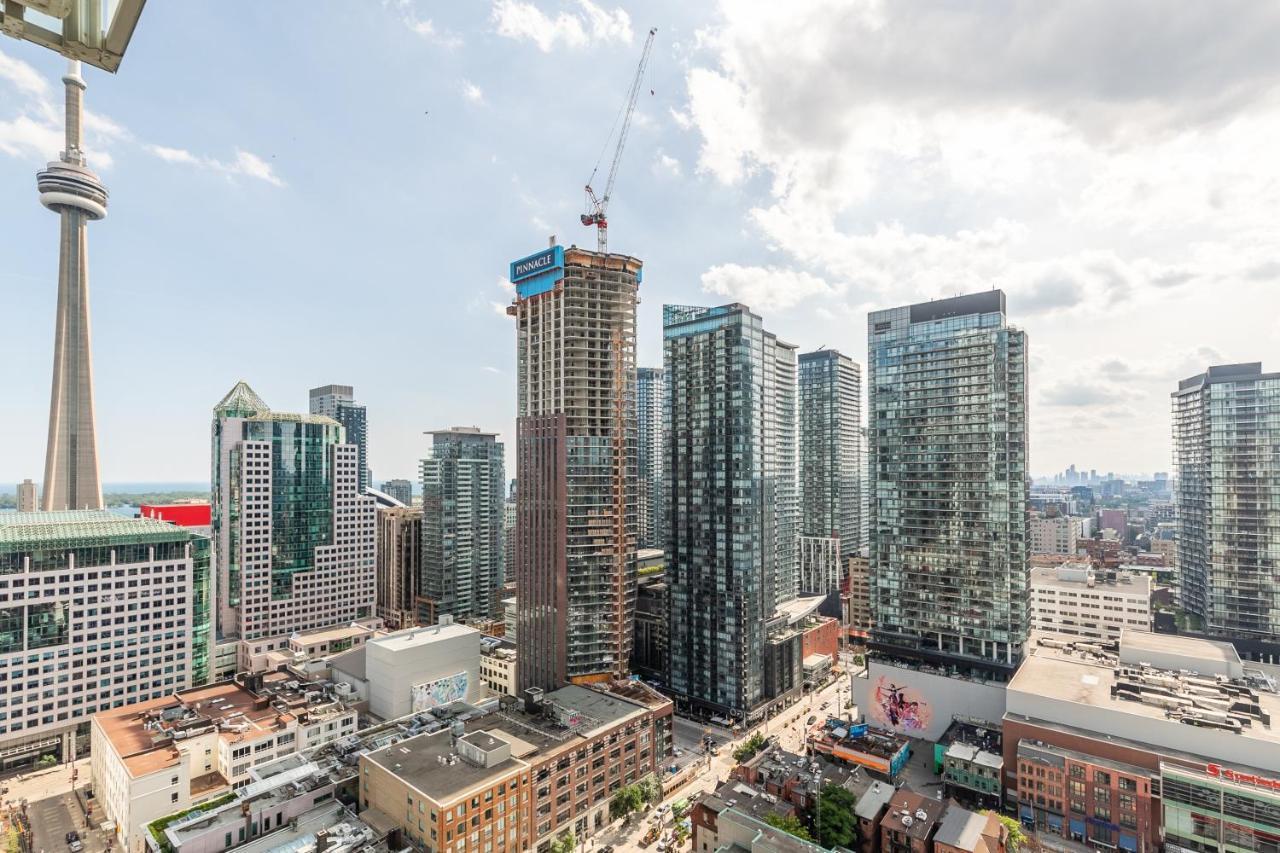 Luxury 2 Bedroom In The Heart Of Entertainment District W/ Cn Tower View Toronto Exteriör bild