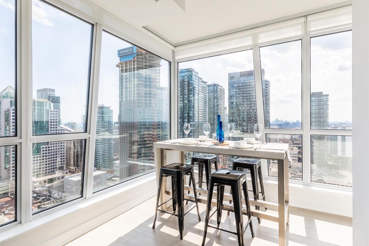 Luxury 2 Bedroom In The Heart Of Entertainment District W/ Cn Tower View Toronto Exteriör bild